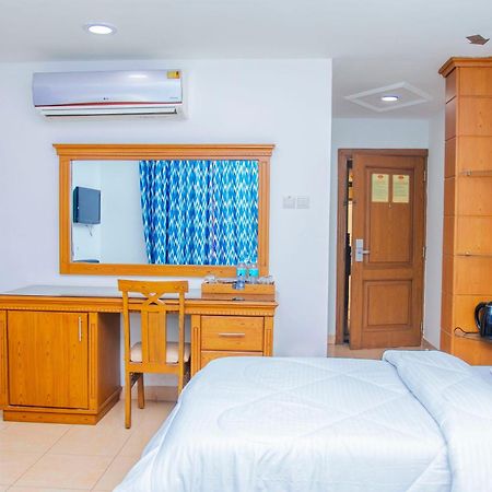Sleep Inn Hotel - City Centre Νταρ ες Σαλάμ Εξωτερικό φωτογραφία